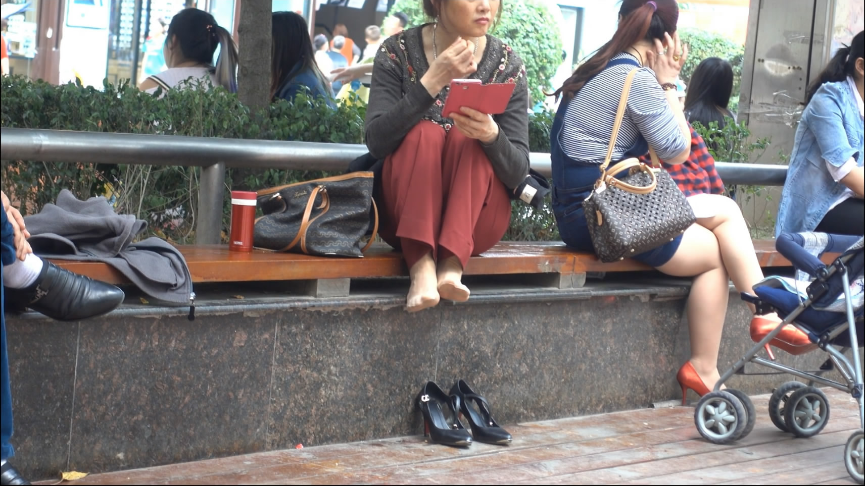 streetsnapnylon[00 00 36][20181205 223127 9]